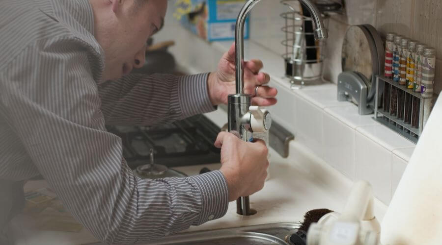 Professional emergency plumbing in Wolcottville, IN